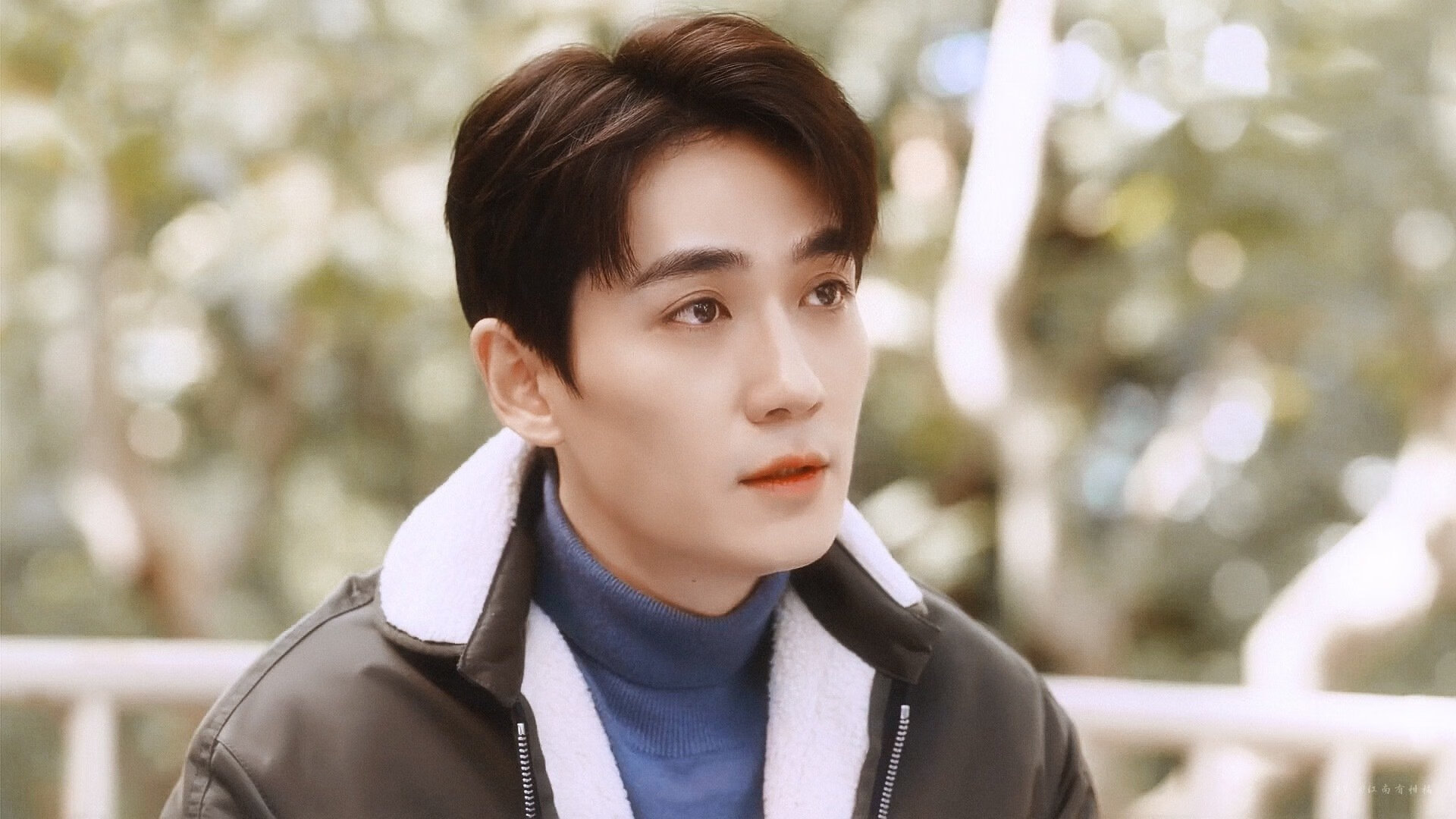 九游app下载中心-《2025电竞新技术展望：下一代硬件与软件创新》，电竞未来的趋势