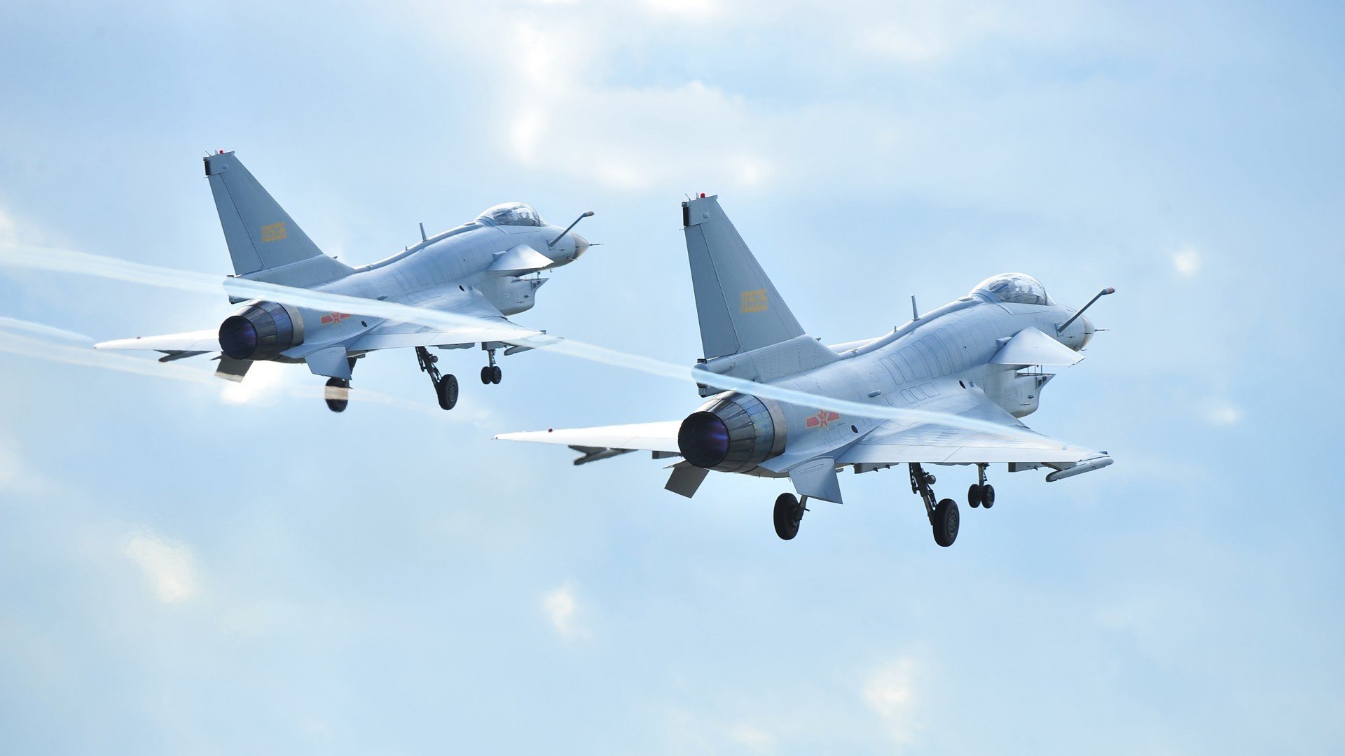 九游网-森林狼逆转热火，常规赛巅峰对决中爱德华兹砍下47分，森林狼爱德华兹首秀